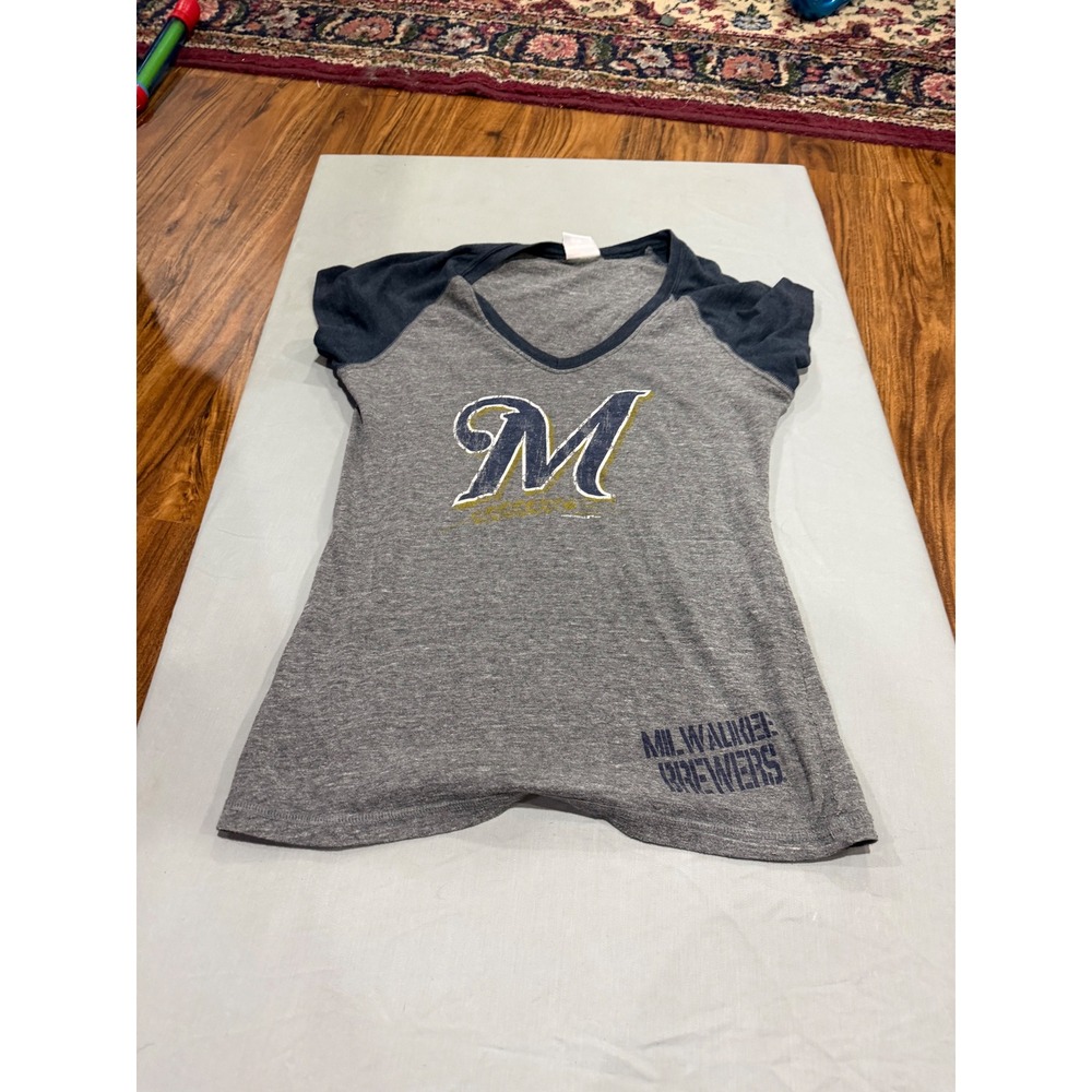 Sporty Womens Campus Lifestyle Milwaukee Brewers T-Shirt XS Gray Navy
